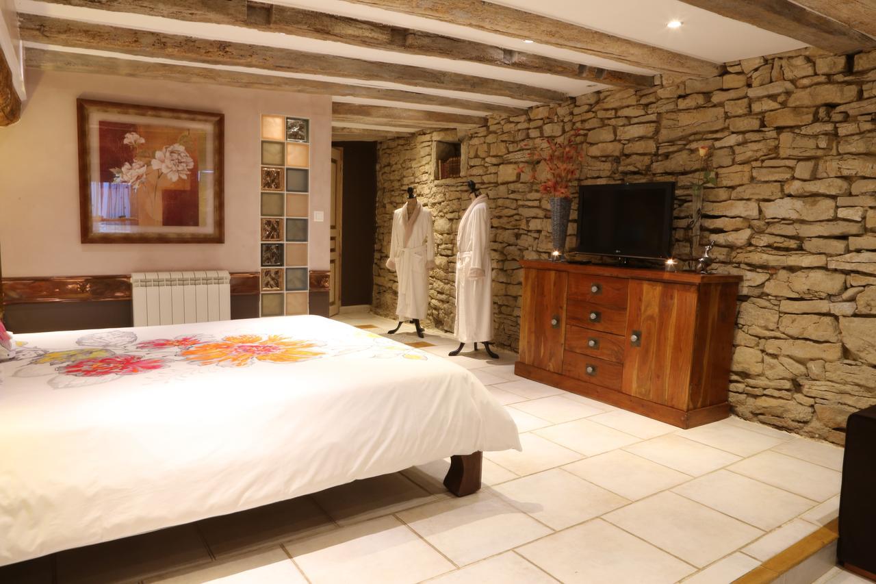 Chambres D'Hotes Le Repere Des Anges Et Spa Larnod Экстерьер фото